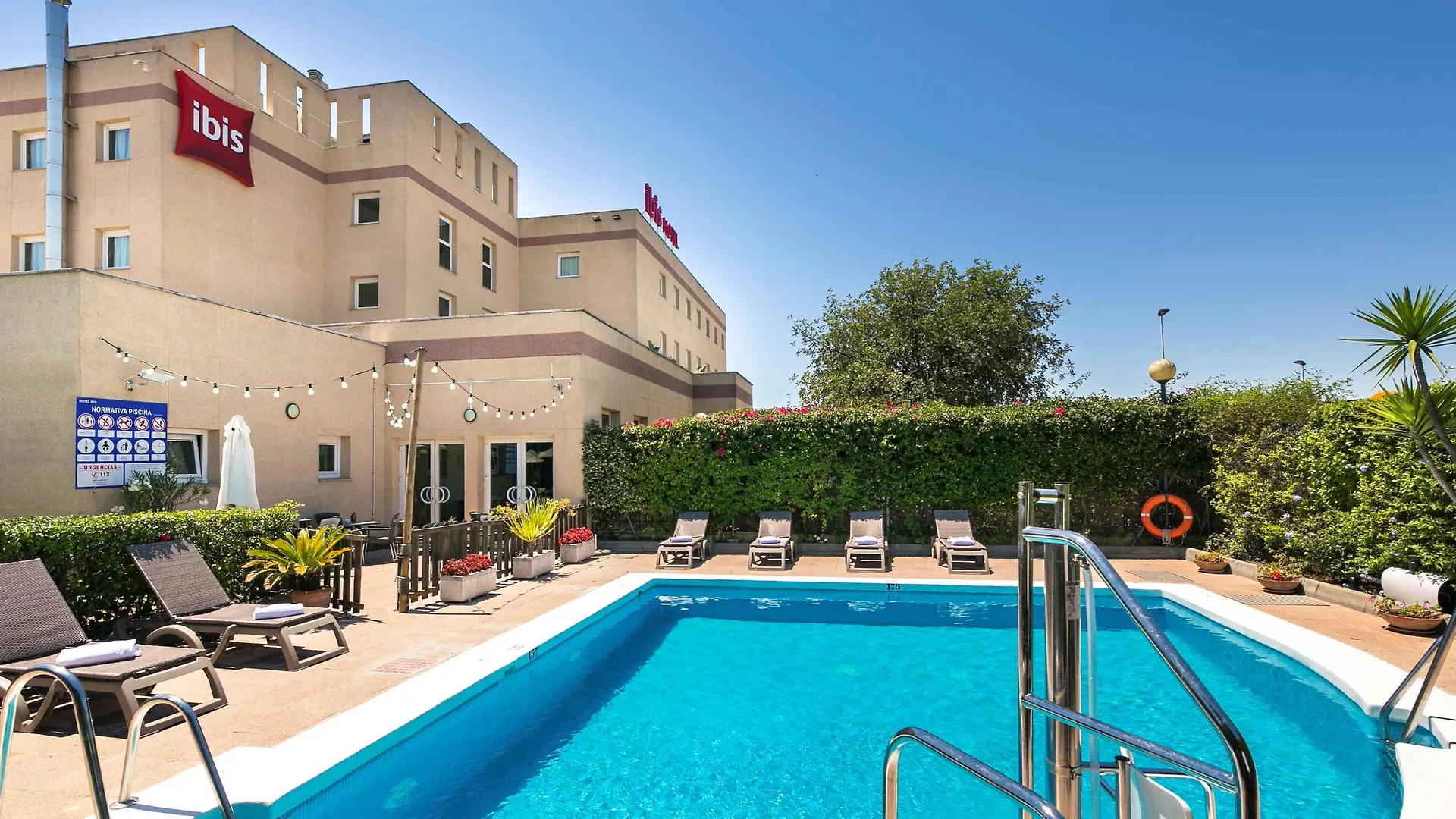 Отель Ibis Jerez De La Frontera Cadiz