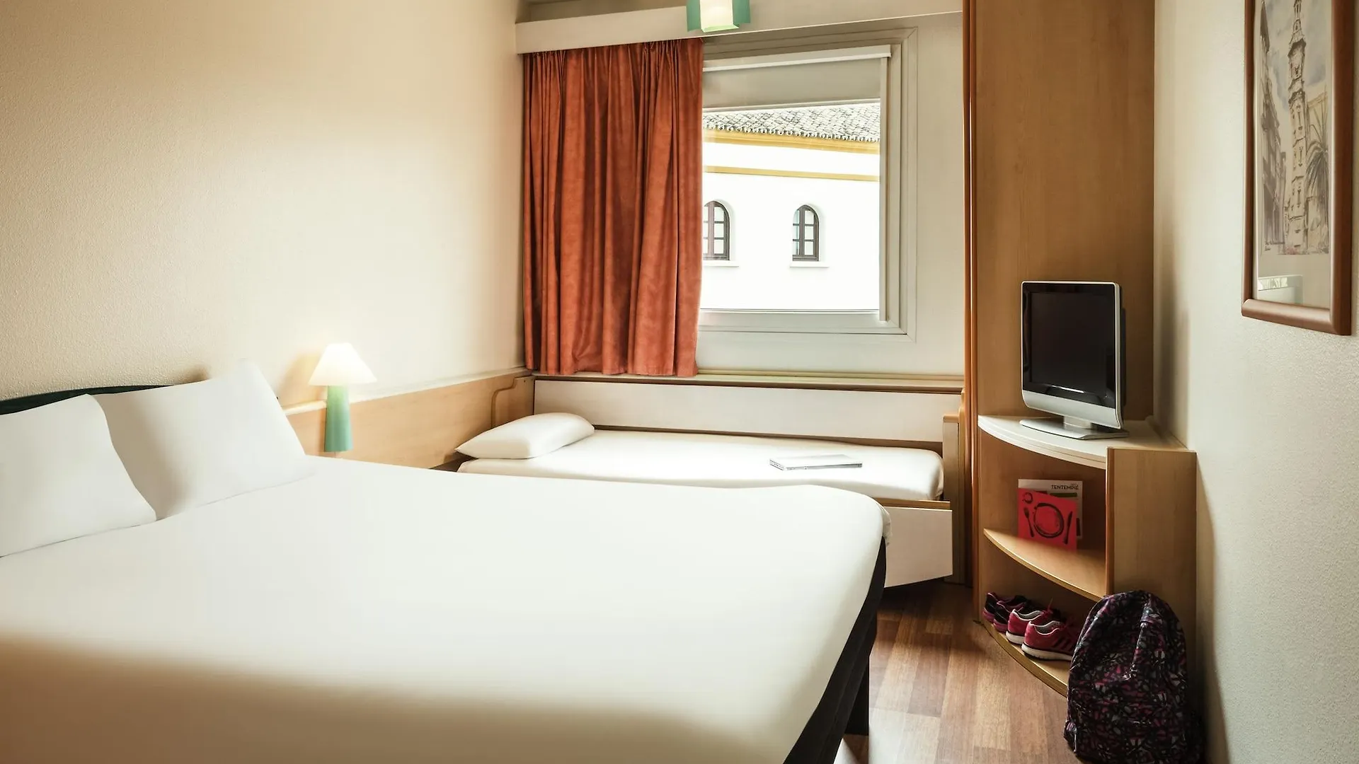 **  Ibis Jerez De La Frontera Cadiz Hotel Spain